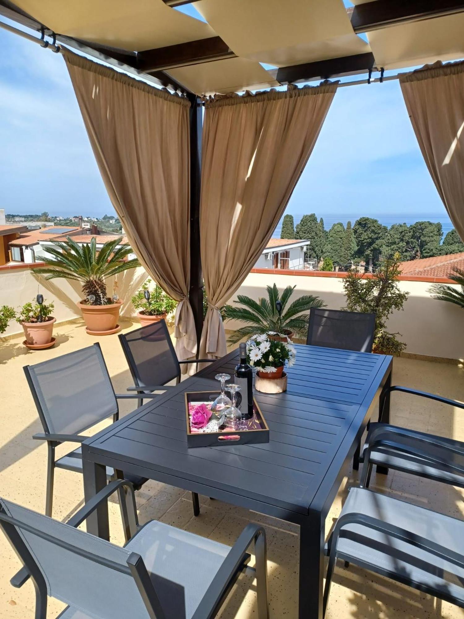Terrazza Sabine Accomodation Тропеа Екстериор снимка