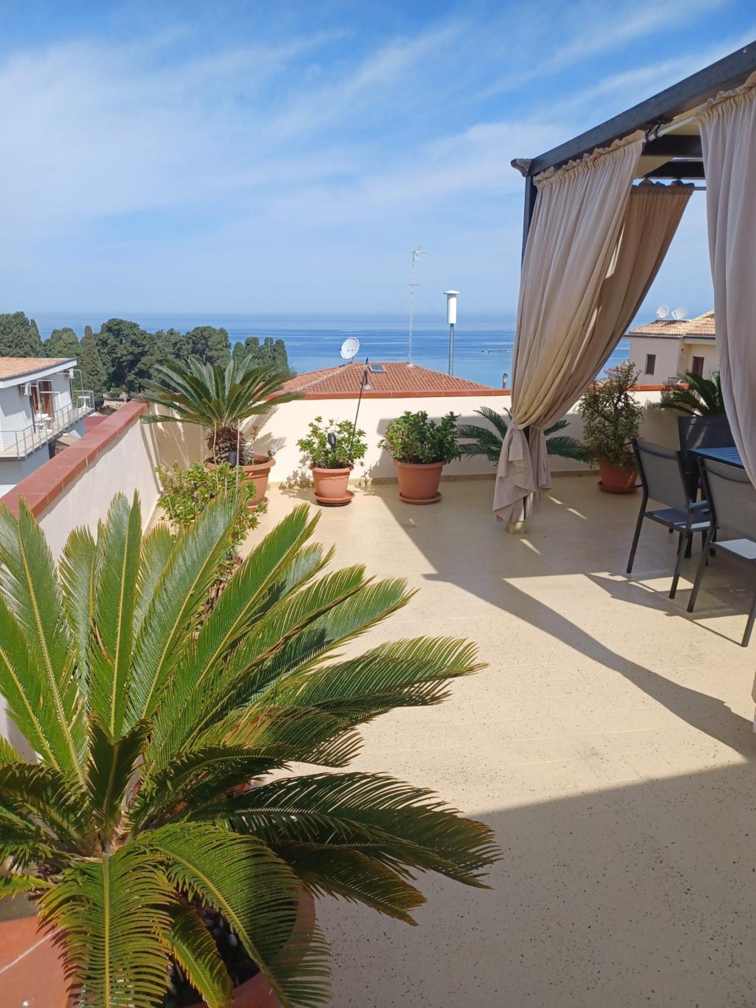 Terrazza Sabine Accomodation Тропеа Екстериор снимка